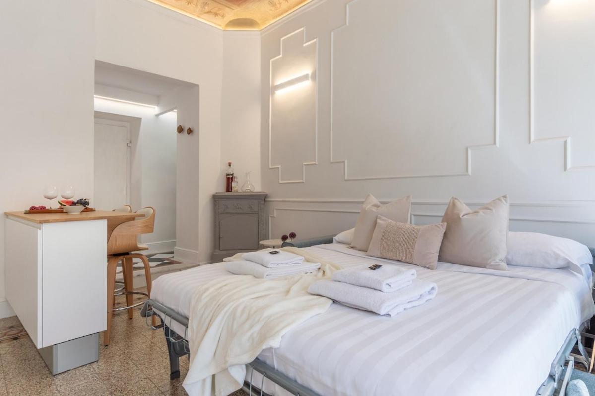 New - Pietrapiana Five Senses - Center *